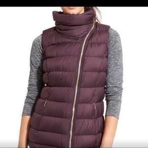 Athleta Downabout Vest XL pockets wild raisin